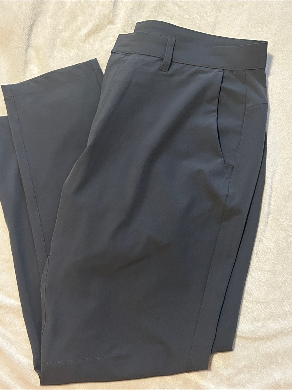 Fabletics Men's The Only Pant Slim Fit Gray Chino Golf Performance 36x32